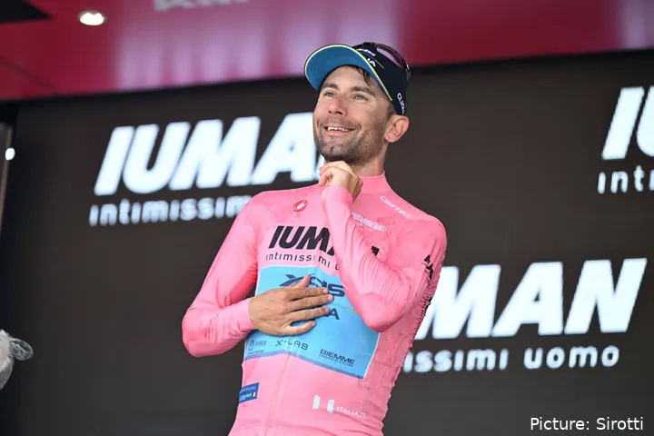 Ulissi droeg de roze trui tijdens de Giro