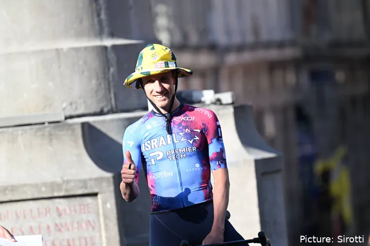 Woods poseert voor zijn laatste Tour de France eerder deze zomer