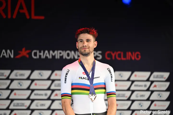 Ganna werd twee keer wereldkampioen tijdrijden. @Sirotti