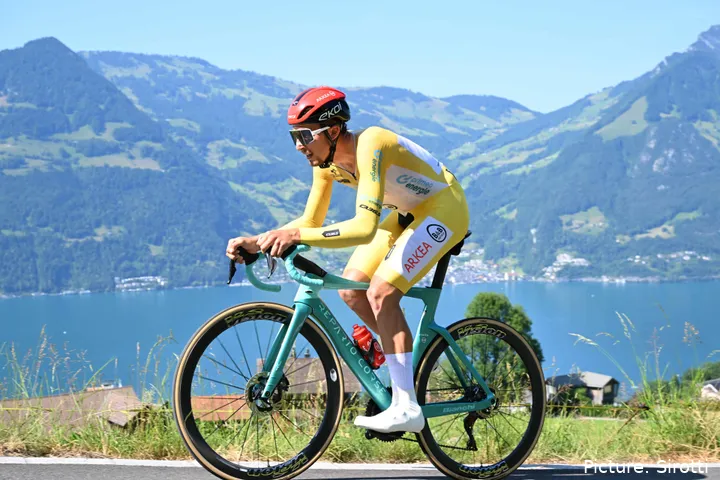 Kévin Vauquelin se marcha a INEOS en el mercado ciclista