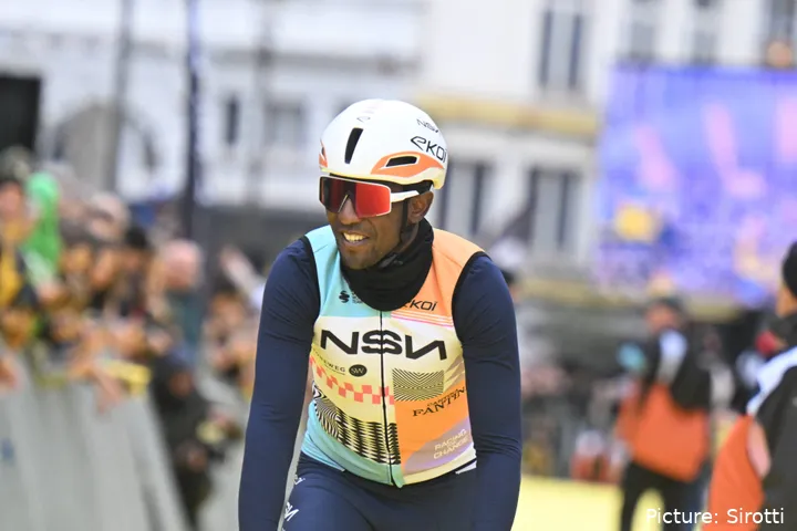 Biniam Girmay in de Ronde van Vlaanderen 2026