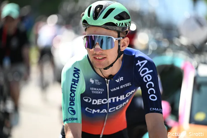 Paul Seixas in etappe 2 van de Tour Auvergne–Rhône–Alpes 2026