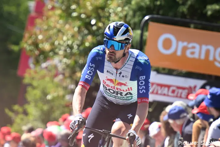 Nico Denz in actie in La Flèche Wallonne 2026
