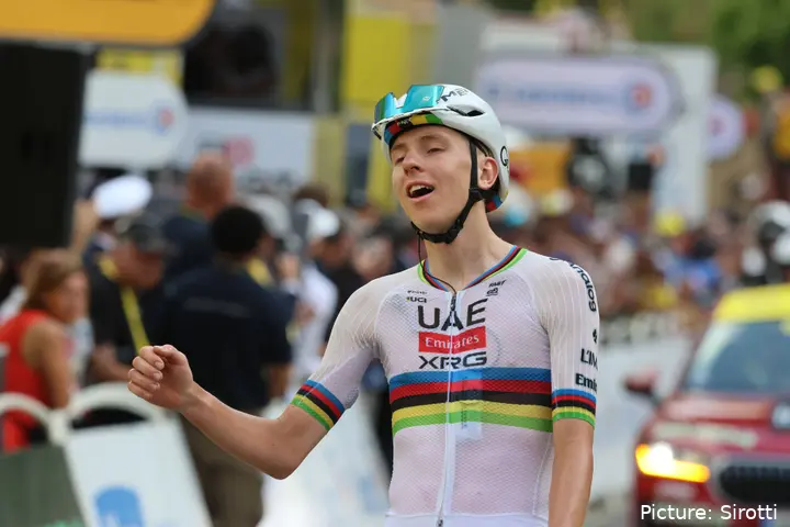 Tadej Pogacar heerst over de huidige Tour de France