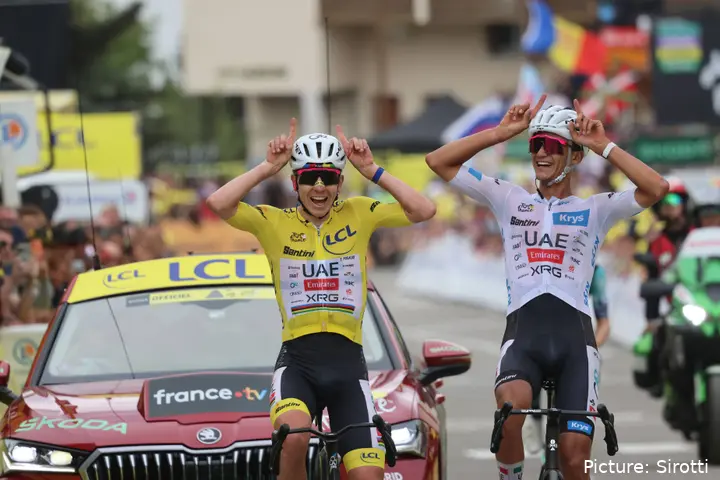 Tadej Pogacar en Isaac del Toro, sterren van UAE Team