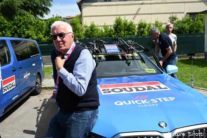Patrick Lefevere bij de Giro d'Italia 2026