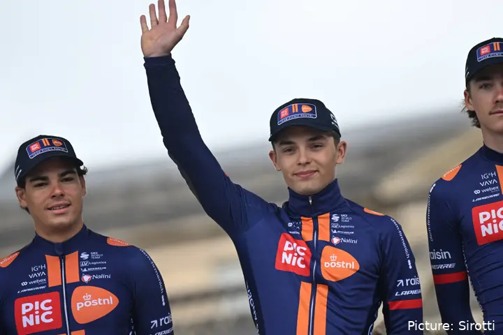 Pavel Bittner voorafgaand aan Parijs-Roubaix 2026