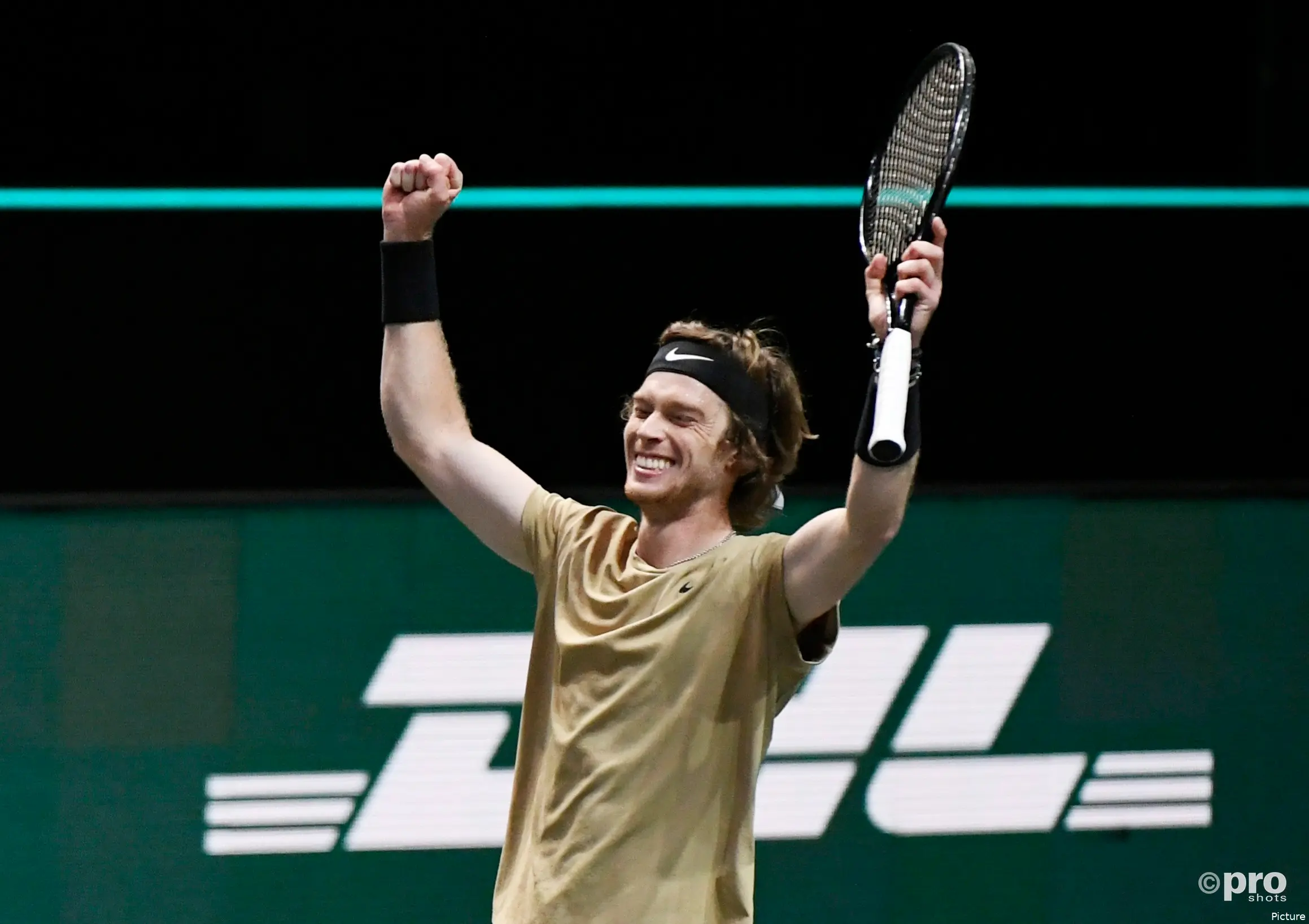 (VIDEO) Rublev celebrates Bastad Open win with wild nightclub ...