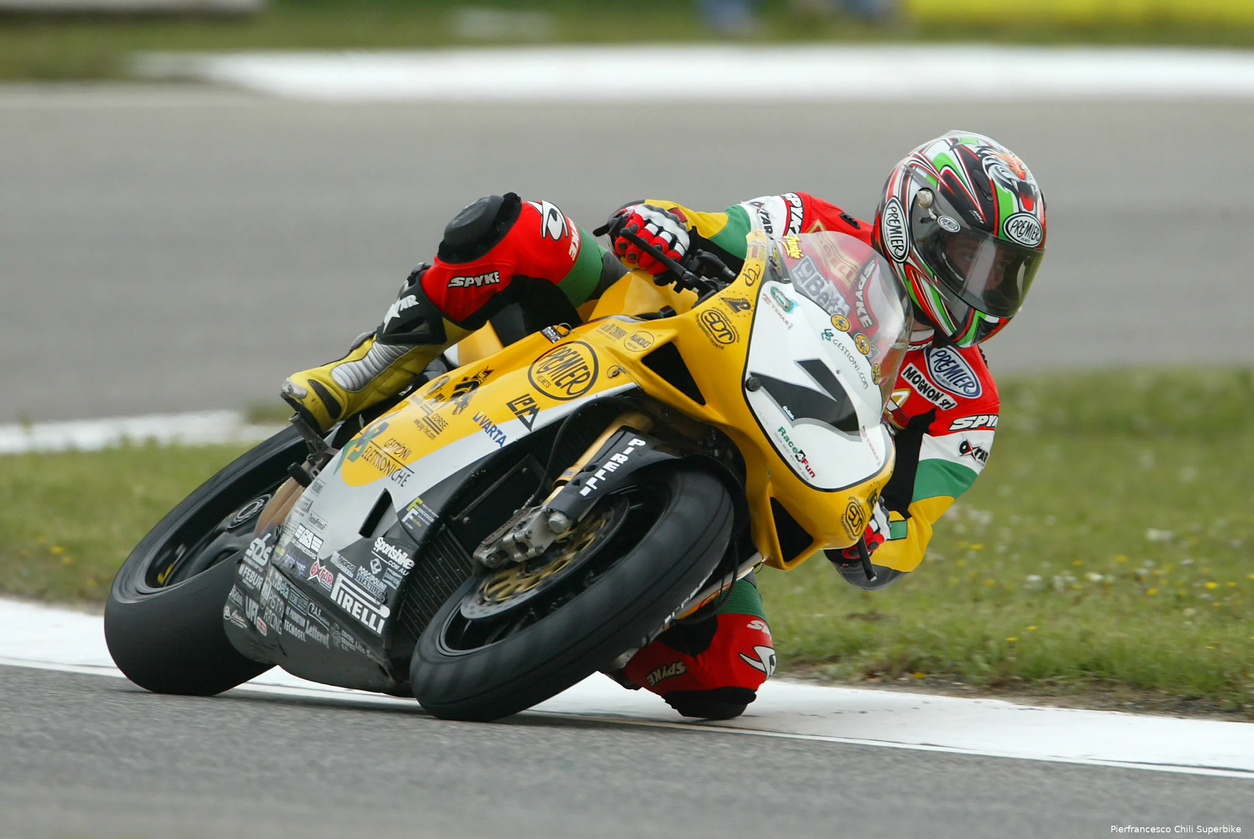 169 p03 chili action