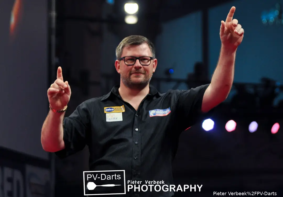 James Wade freut sich.