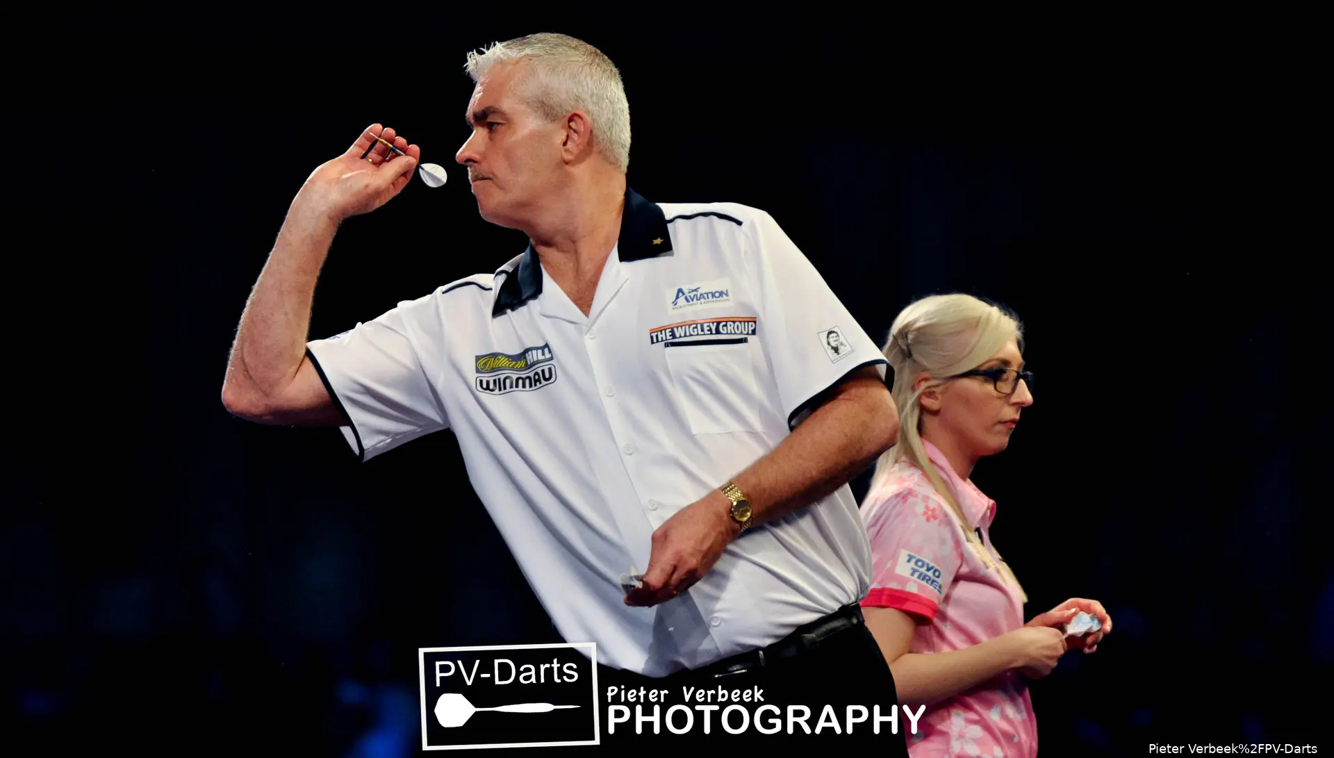 Steve Beaton  Fallon Sherrock 1