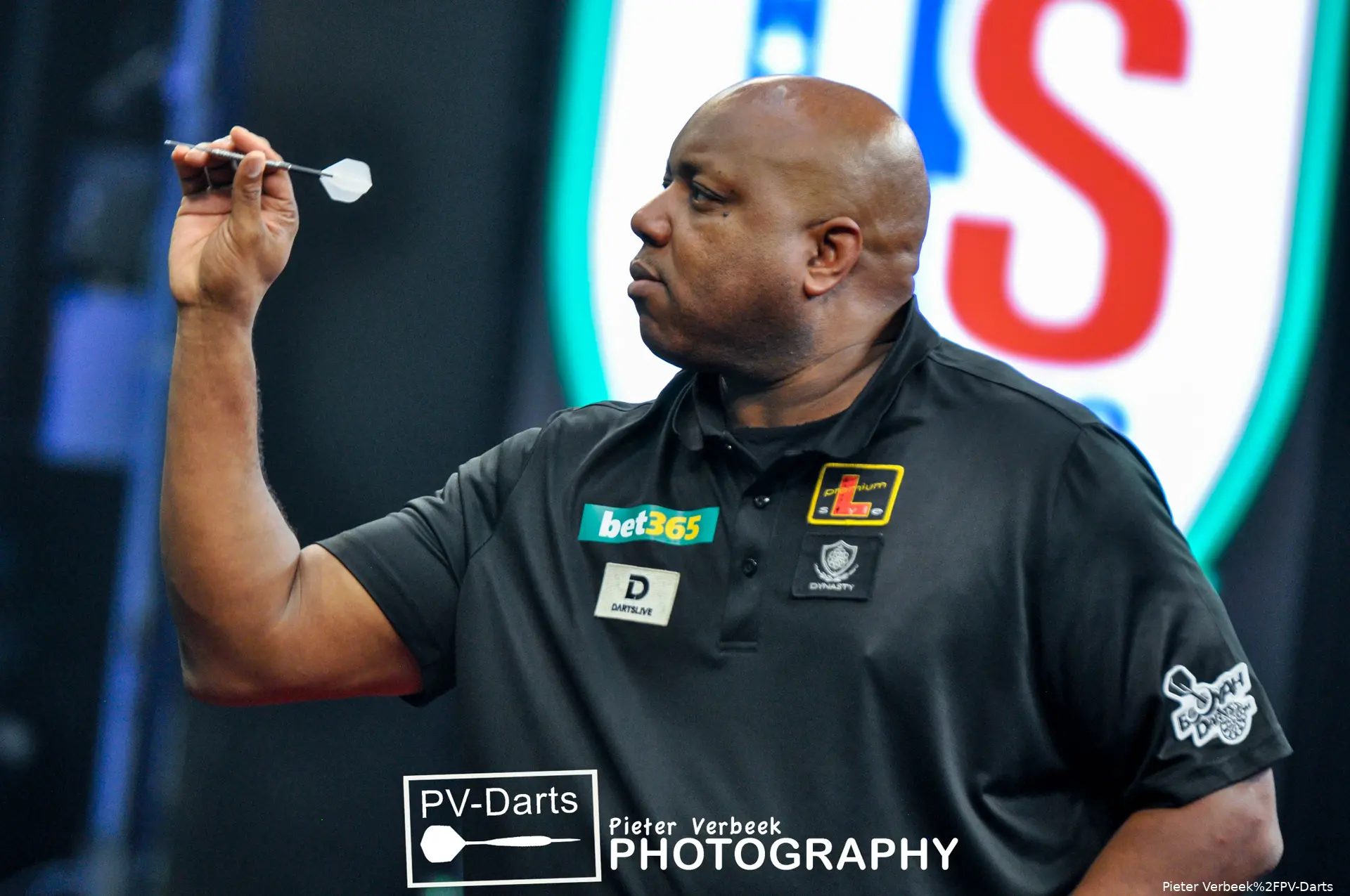 Leonard Gates R1 US Darts Masters 1