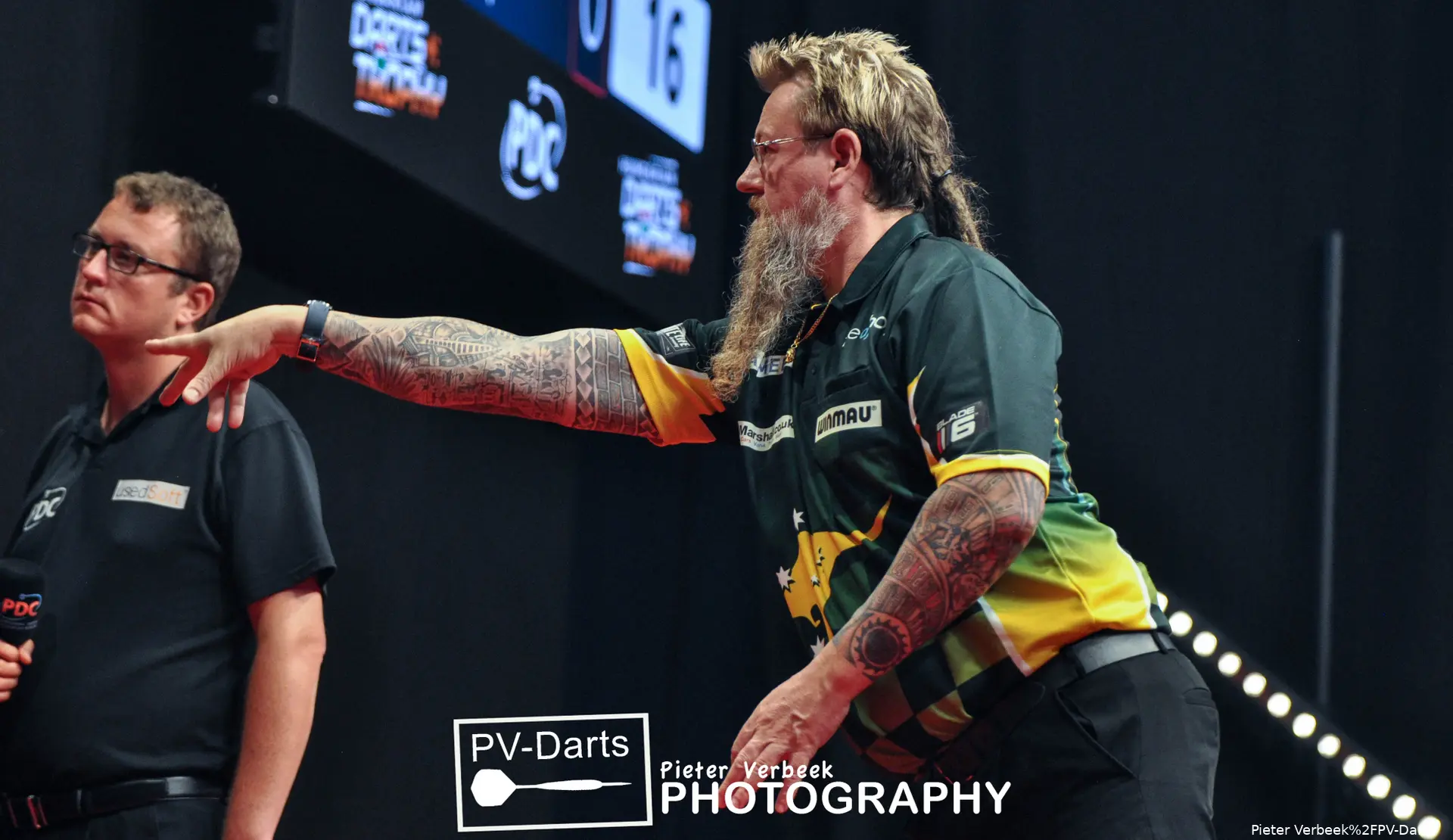 Simon Whitlock Hungarian Darts Trophy 3
