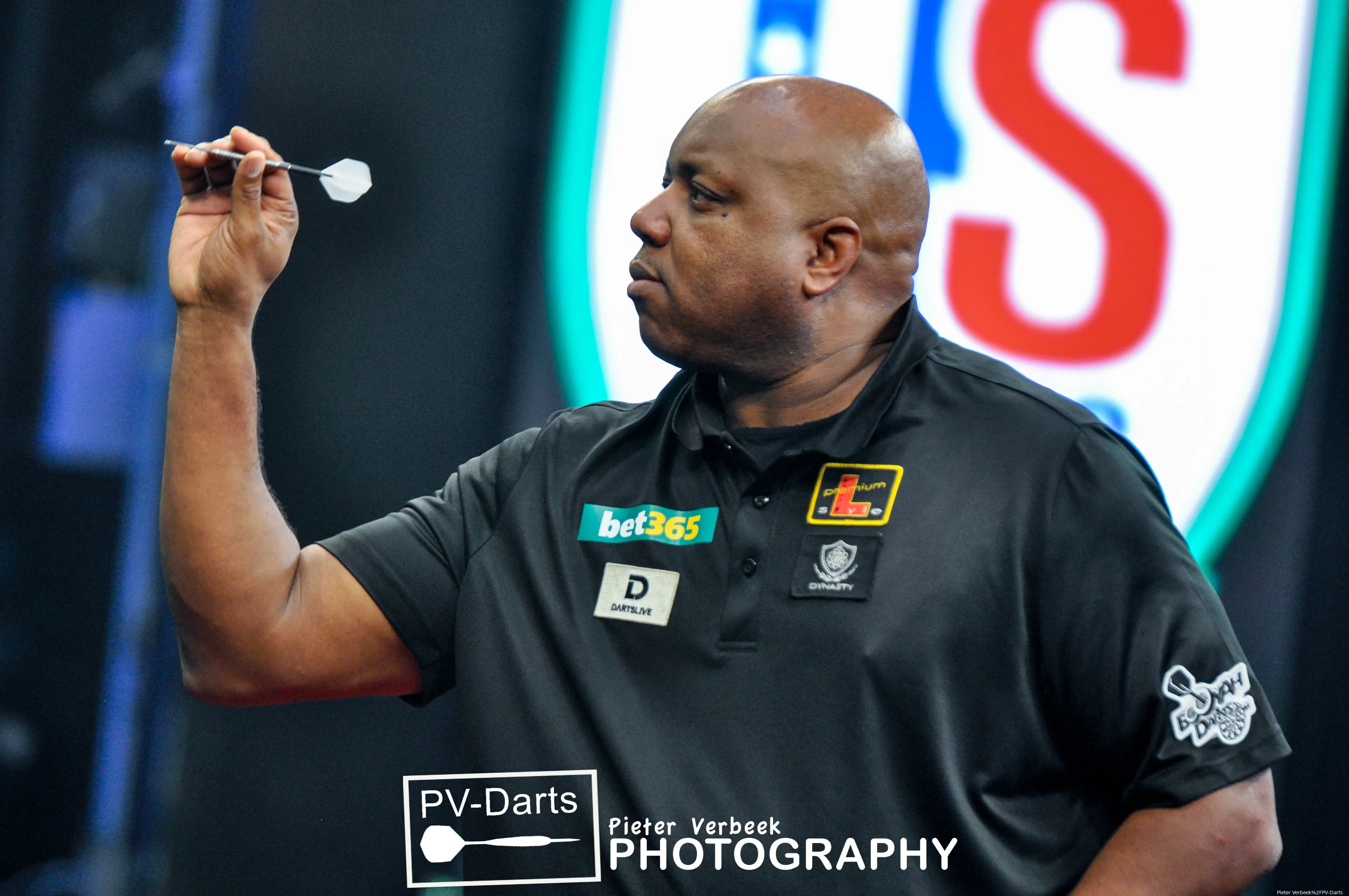Leonard Gates R1 US Darts Masters 1