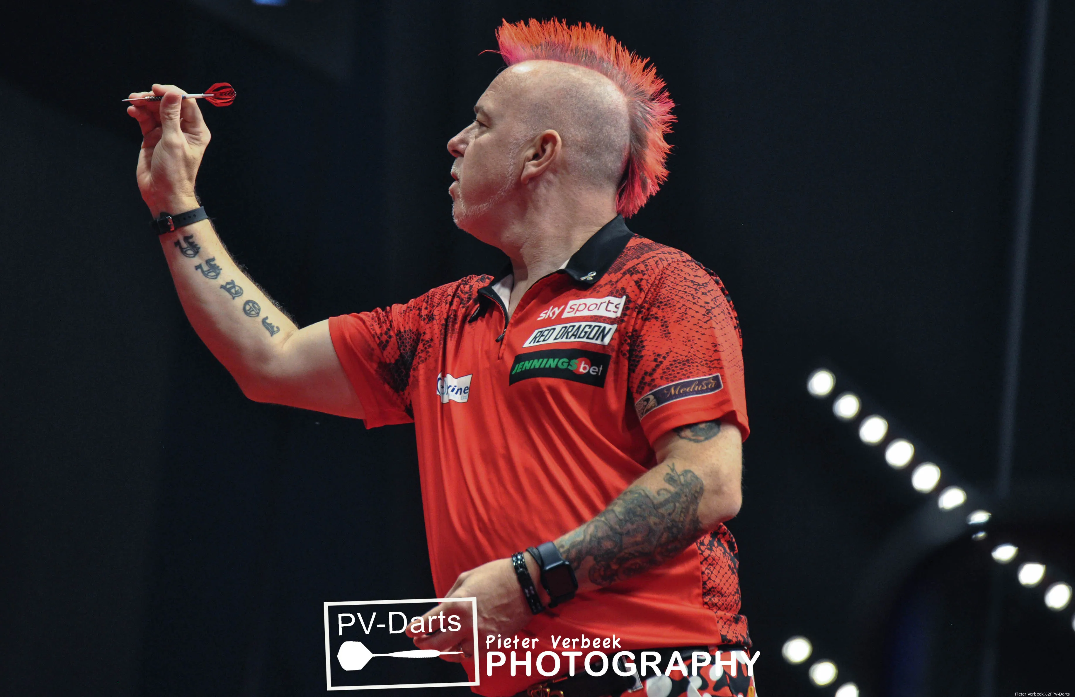 Peter Wright Hungarian Darts Trophy 4