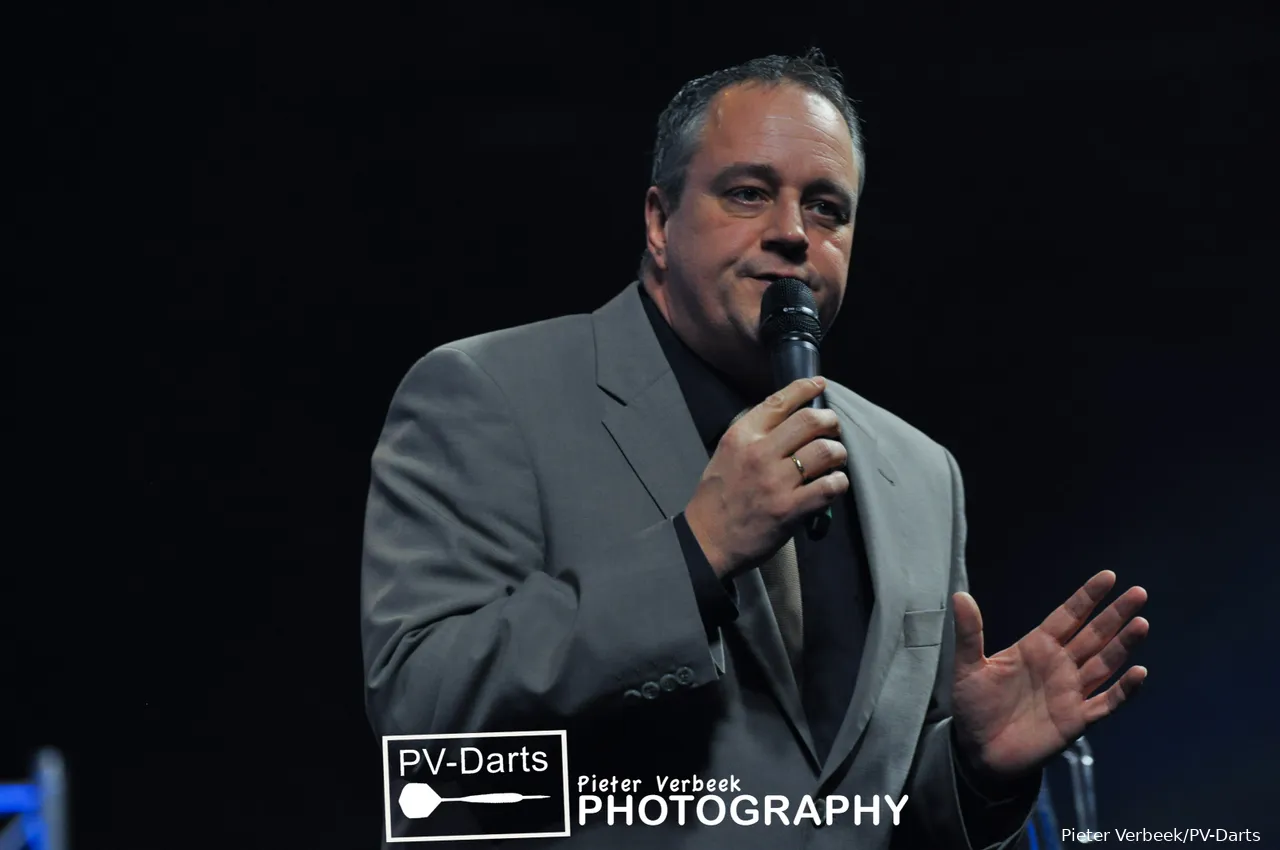 Jacques Nieuwlaat, besides being a commentator, is also active as a referee and master of ceremonies