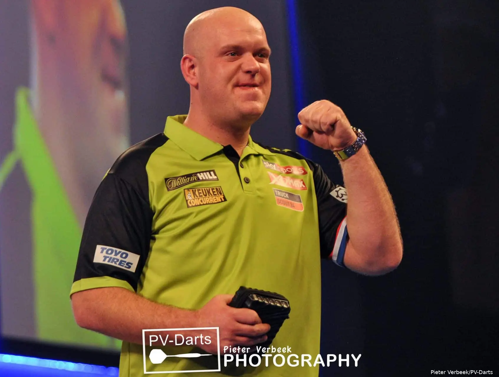 Michael van Gerwen 1 scaled