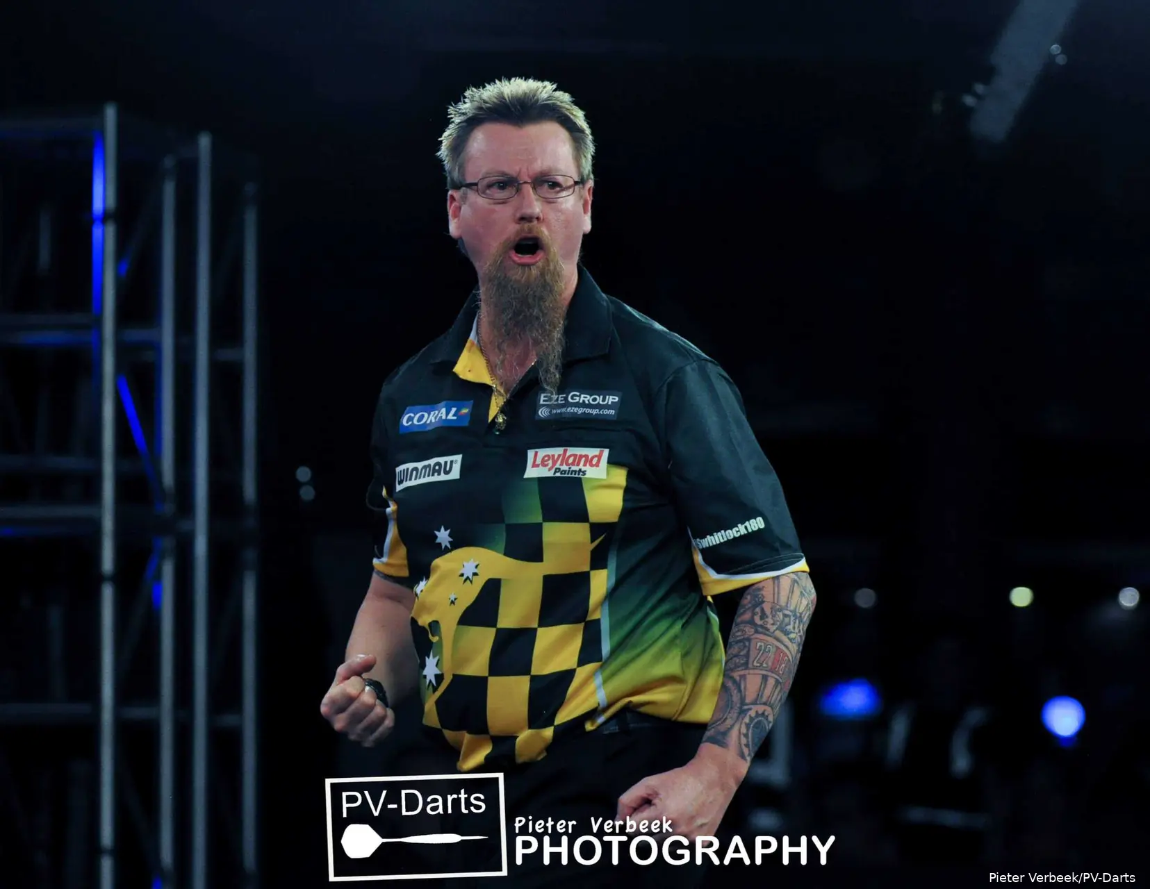 Simon Whitlock 9