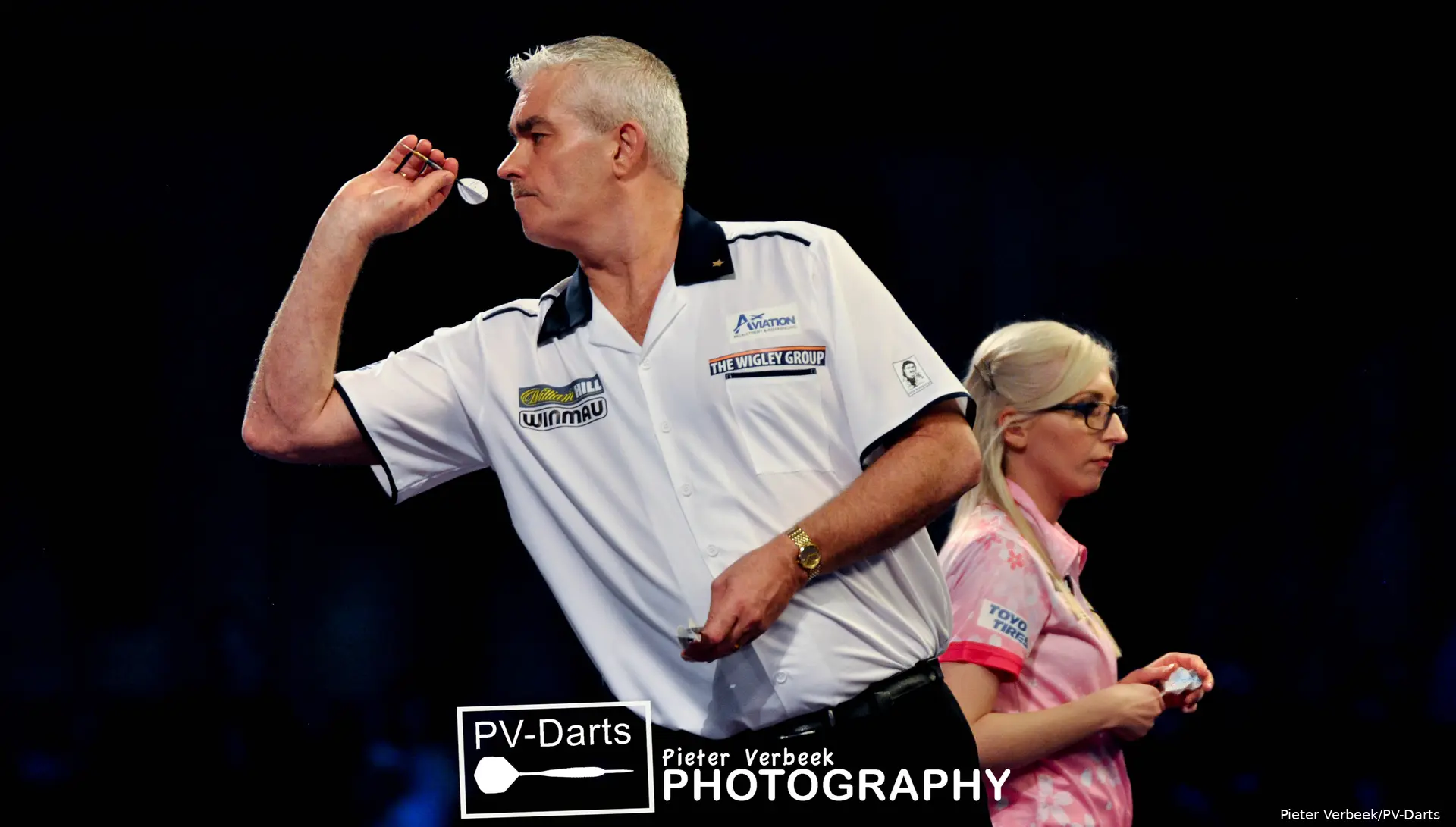 Steve Beaton  Fallon Sherrock 1