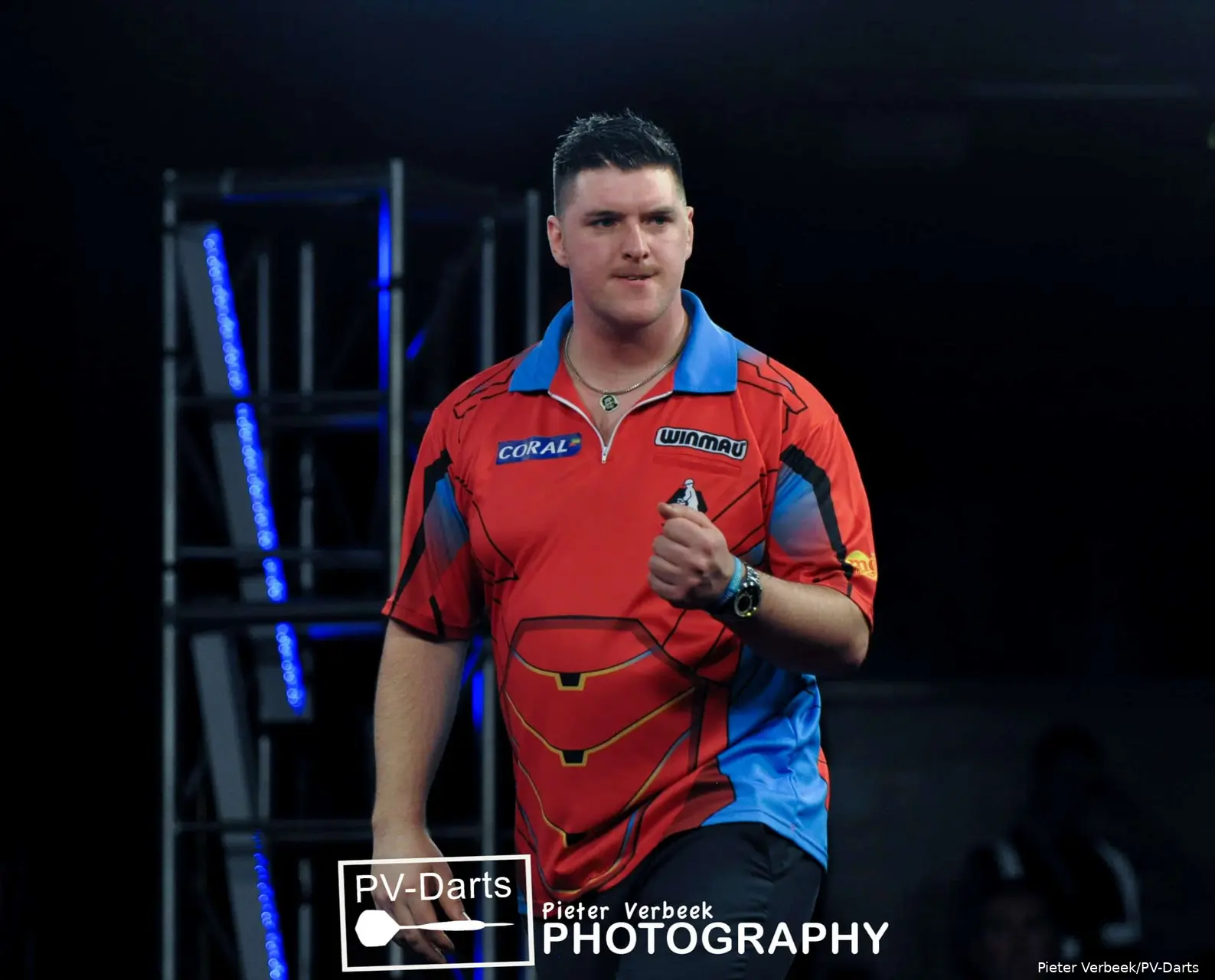 Daryl Gurney 18