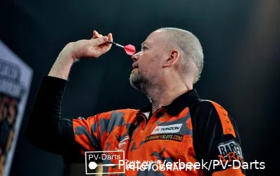 Raymond van Barneveld 3 400x252