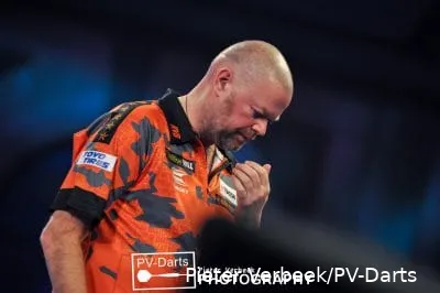 Raymond van Barneveld 6 400x266