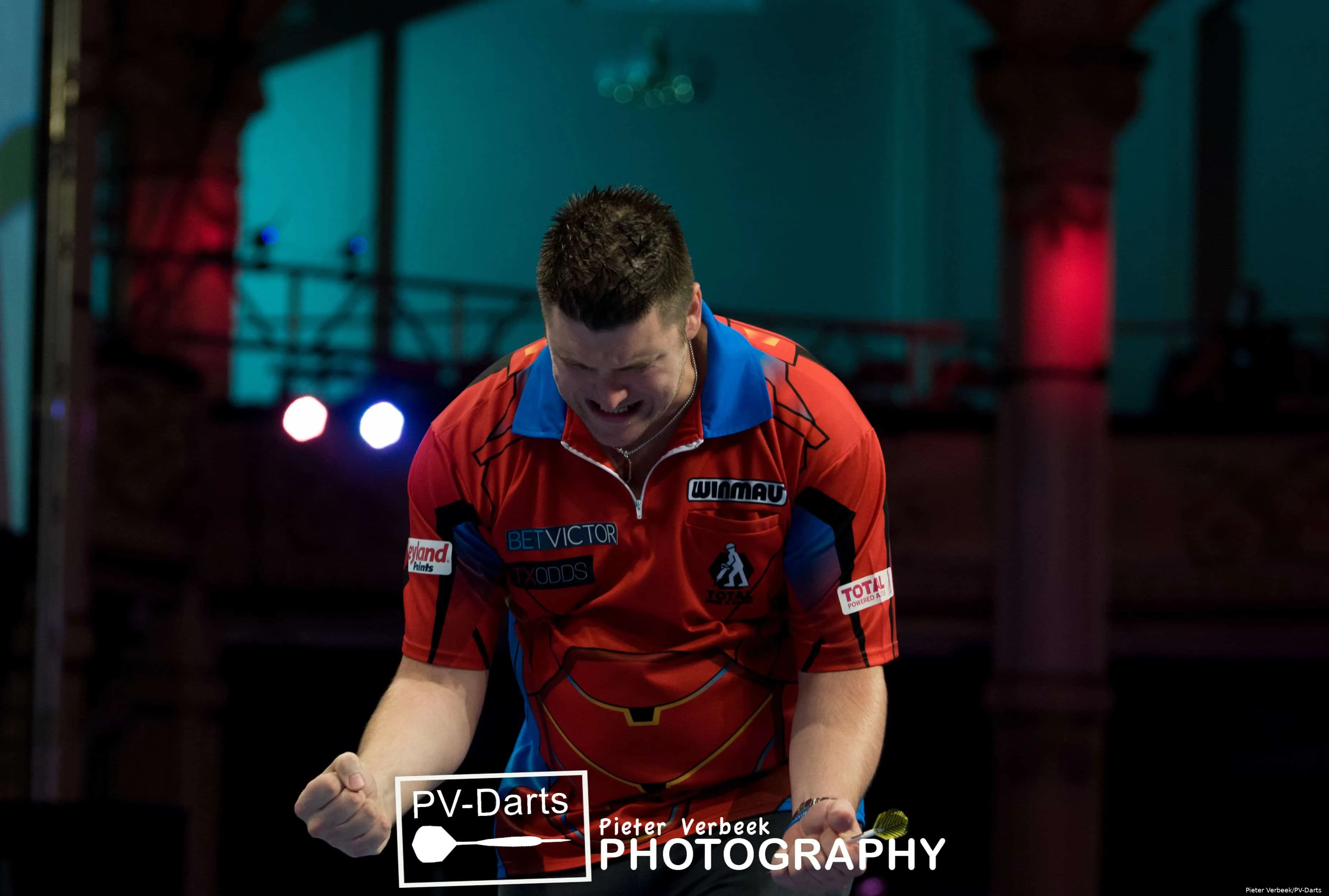 Daryl Gurney WMP17 4