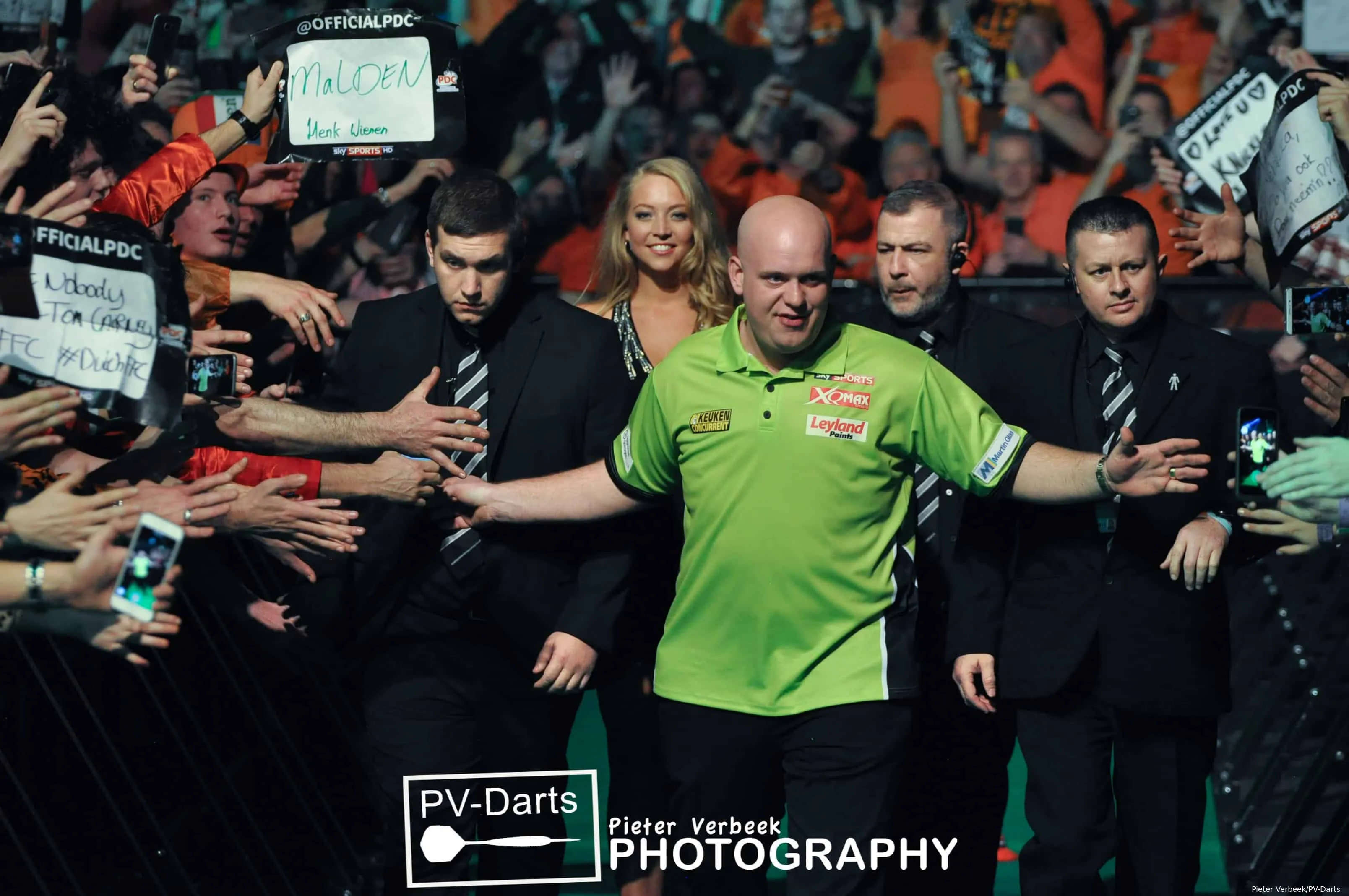 Michael van Gerwen 89