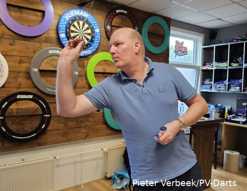 vincent van der voort dartshop zaanstad