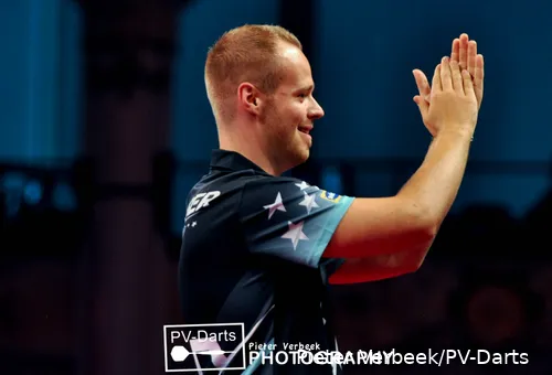 Max Hopp schreef in 2018 dartsgeschiedenis door als eerste Duitser ooit een podiumtoernooi te winnen bij de PDC<br>