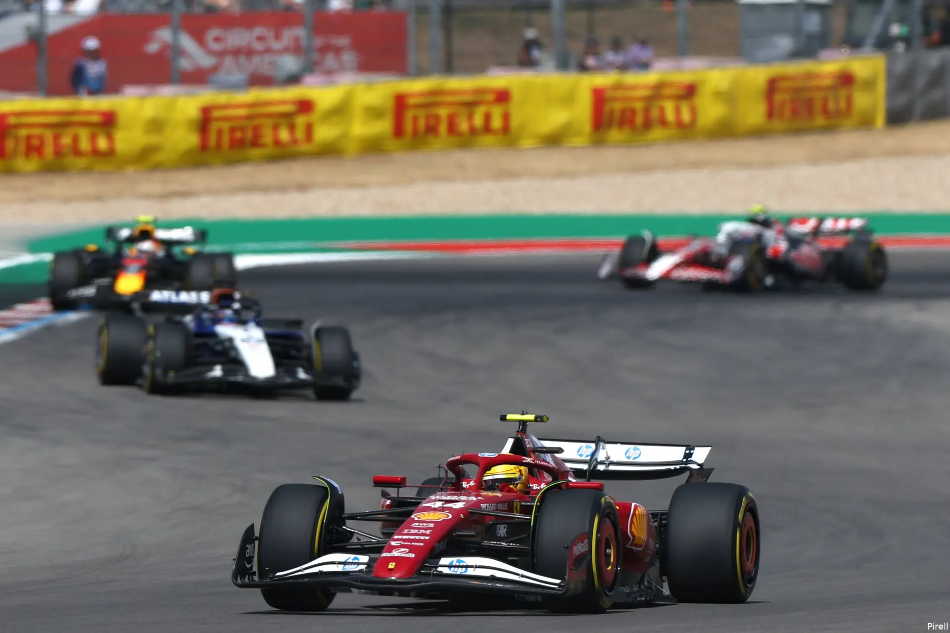lewis-hamilton-ferrari-cota-2025-zaterdag-2