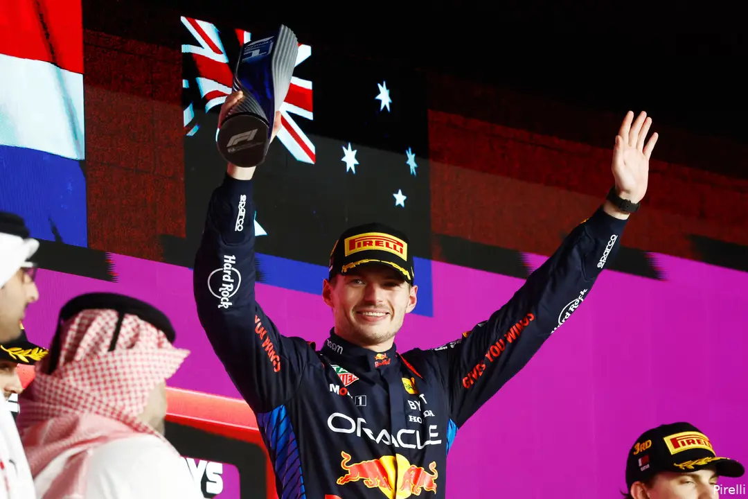 Verstappen met een machtsvertoning in Qatar.