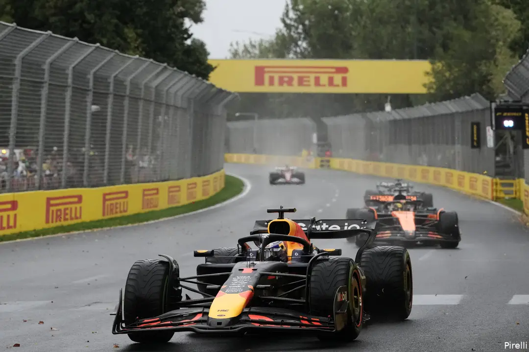 Verstappen kampte met oververhitten banden in het koude Melbourne.