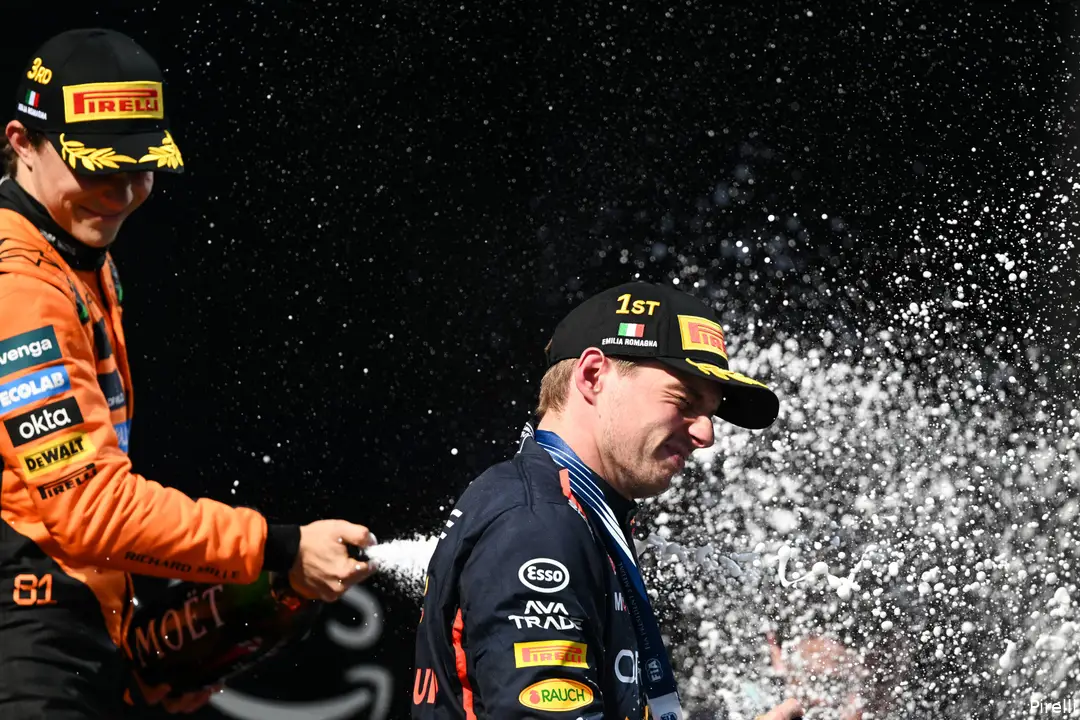 pirelli red bull racing max verstappen oscar piastri mclaren podium gp emilia romagna imola 2025 zondag