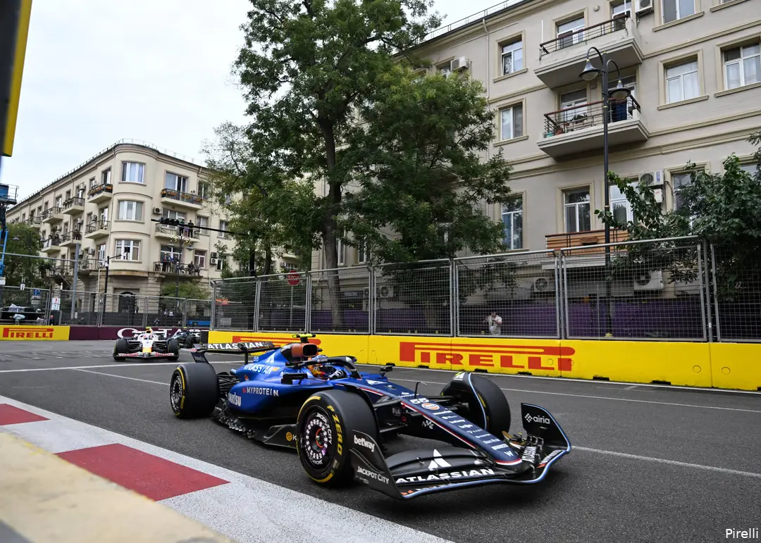 pirelli-williams-carlos-sainz-gp-azerbeidzjan-2025-zondag