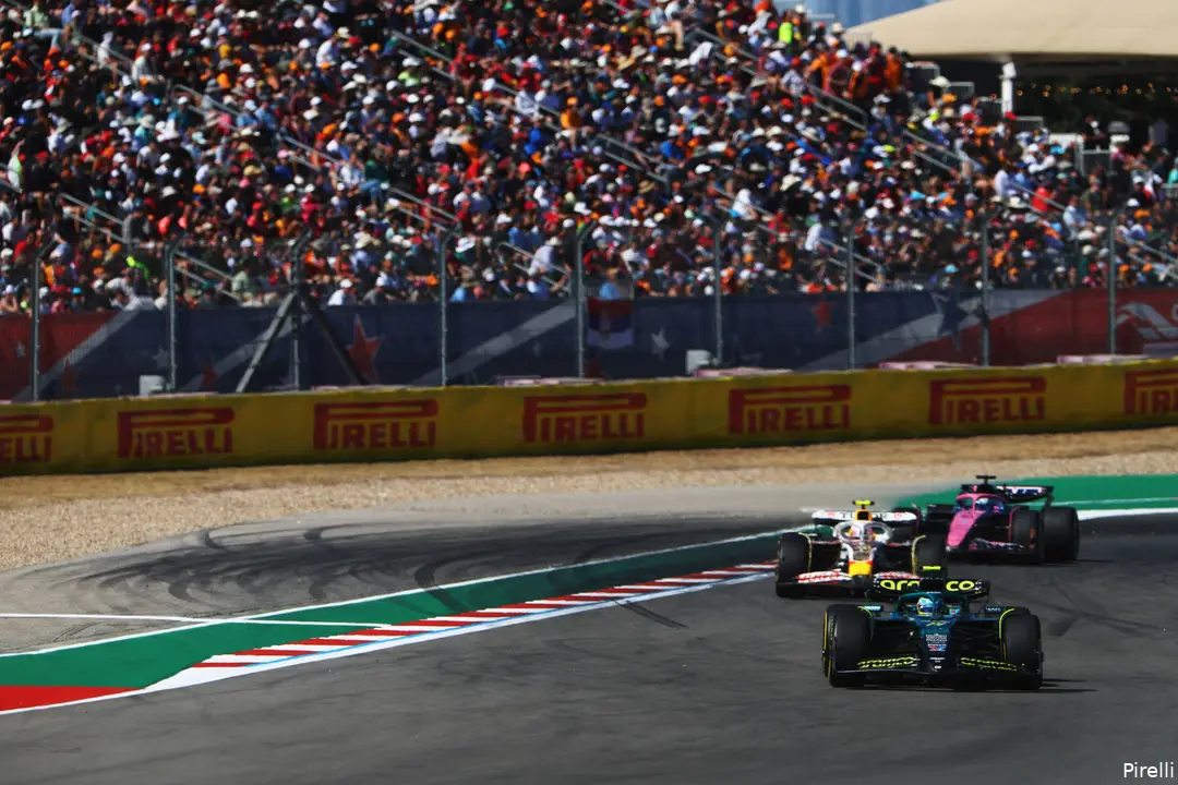 liam-lawson-racing-bulls-pierre-gasly-alpine-fernando-alonso-aston-martin-cota-zondag-2025