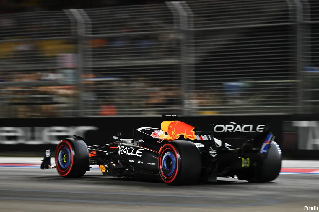 max-verstappen-red-bull-racing-26-friday-marinabay-2025