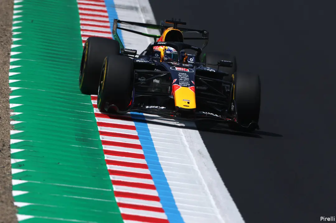 max-verstappen-red-bull-racing-vleugel-straight-line-mode-6-saturday-suzuka-2026