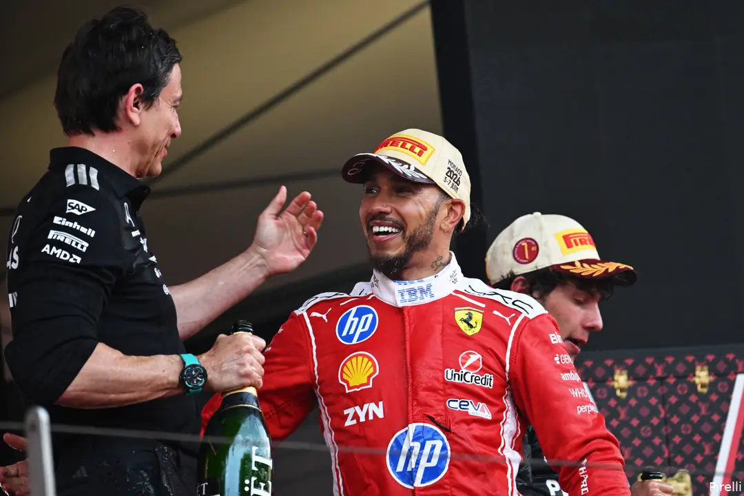 toto-wolff-mercedes-lewis-hamilton-ferrari-podium--pirelli-2026-zondag-monaco-race