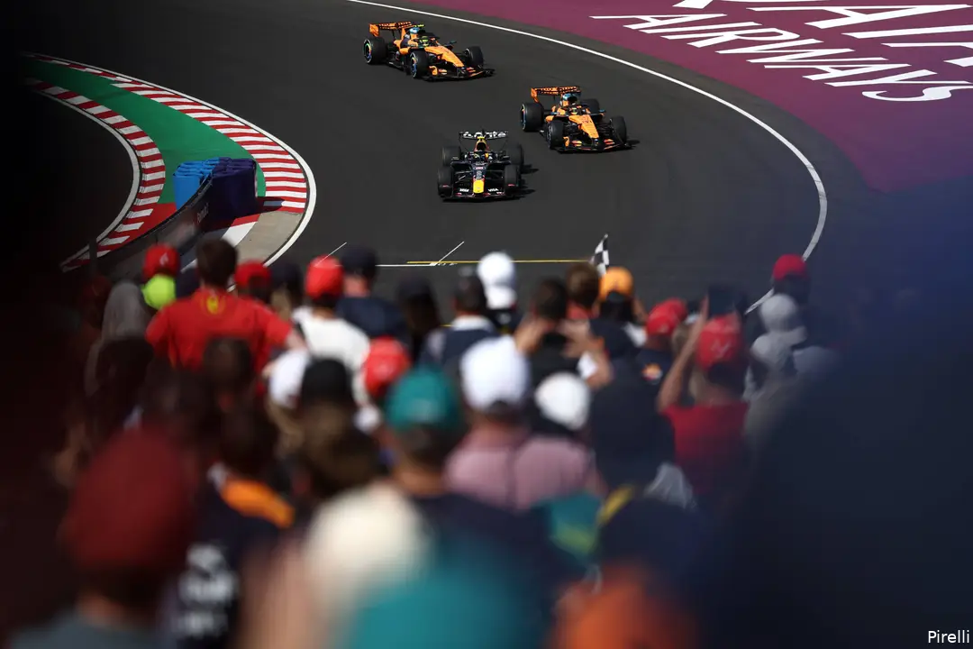 isack-hadjar-red-bull-racing-gp-hongarije-2026-zondag-pirelli-oscar-piastri-lando-norris