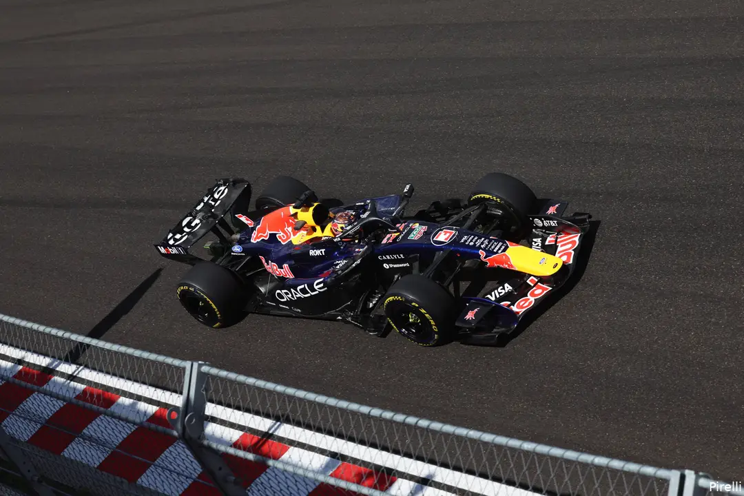 max-verstappen-red-bull-racing-hongarije-22-friday-budapest-2026