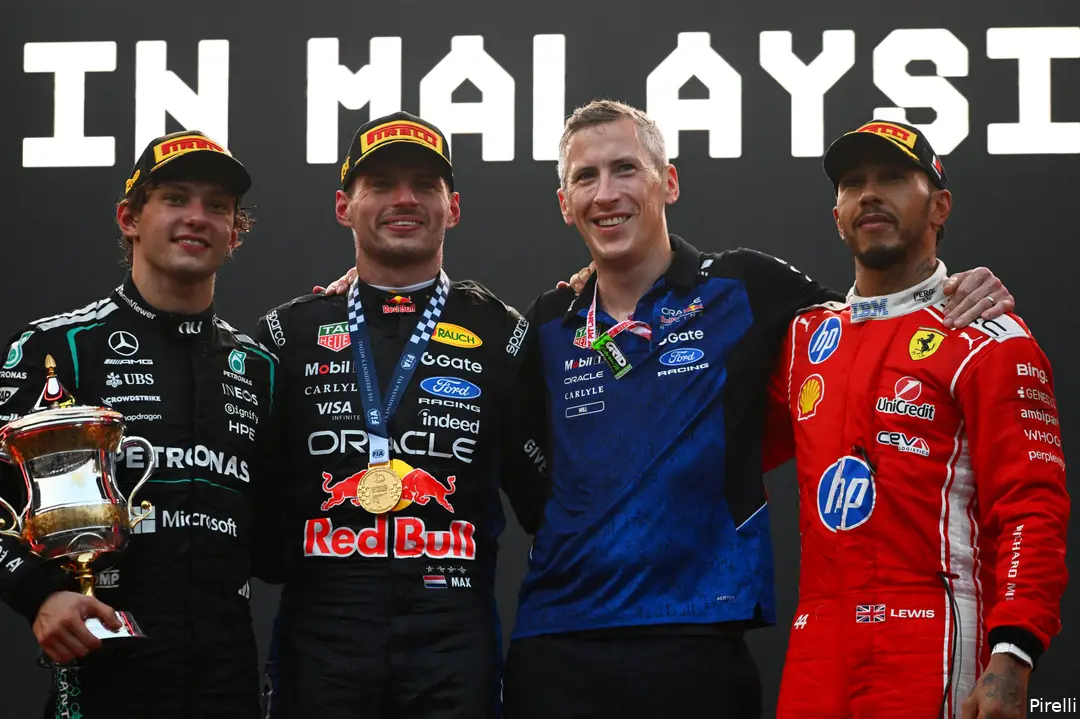 maleisië-bahrein-sepang-max-verstappen-podium-win-red-bull-racing--lewis-hamilton-ferrari-kimi-antonelli-mercedes-33-kualalumpur-sunday-2026