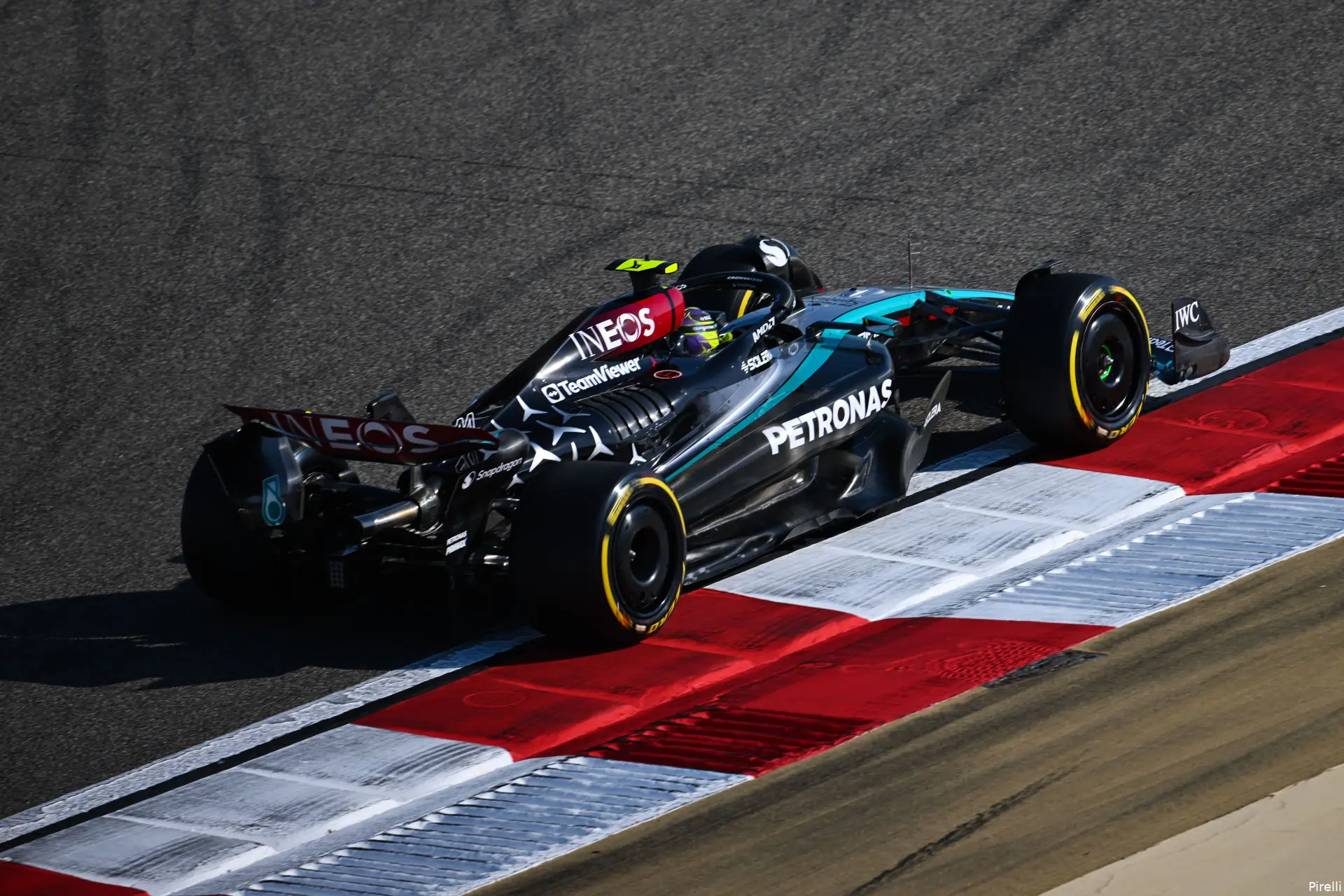 bahrein 2024 donderdag mercedes lewis hamilton