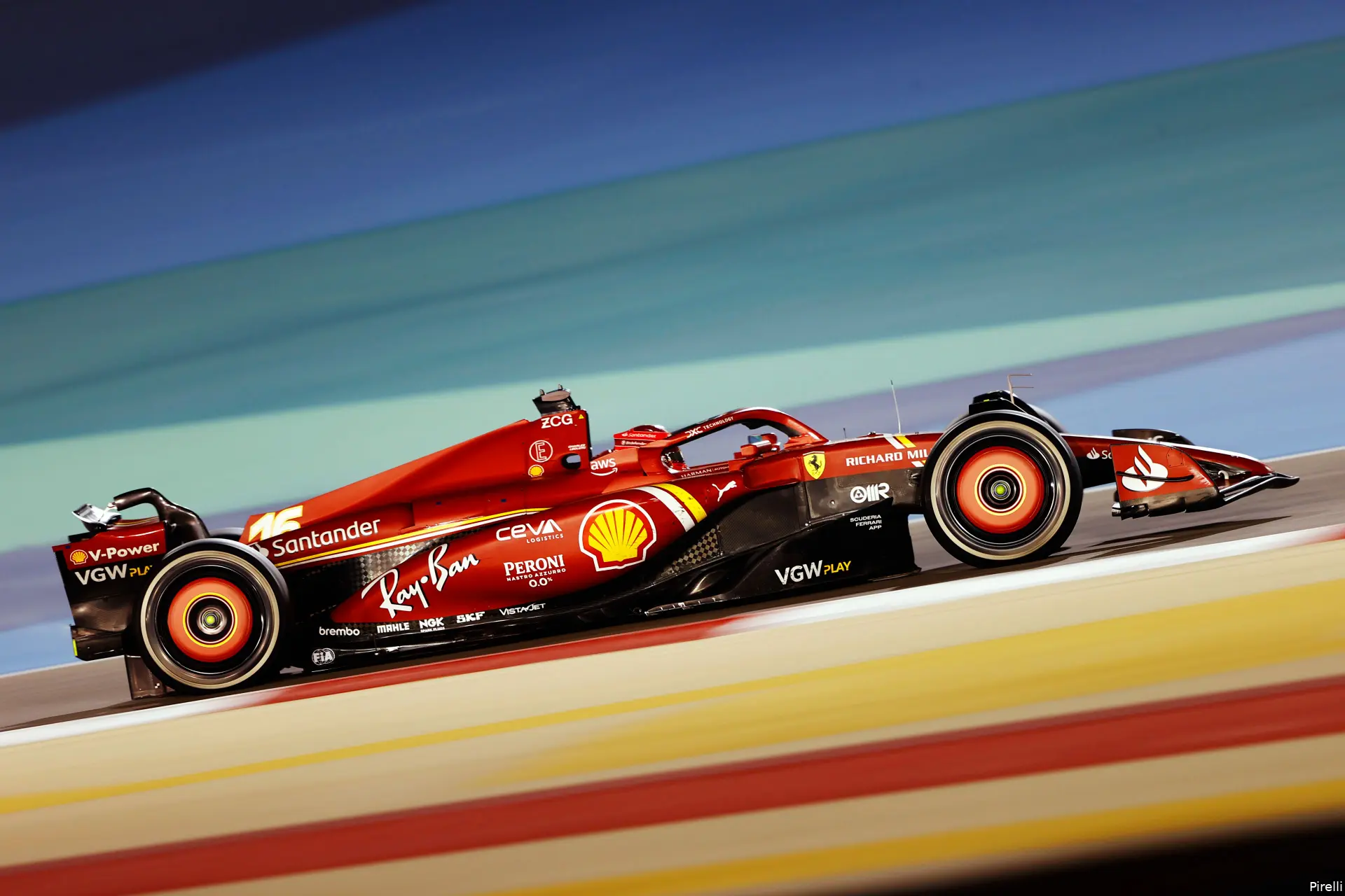 sainz leclerc bahrein ferrari 2024