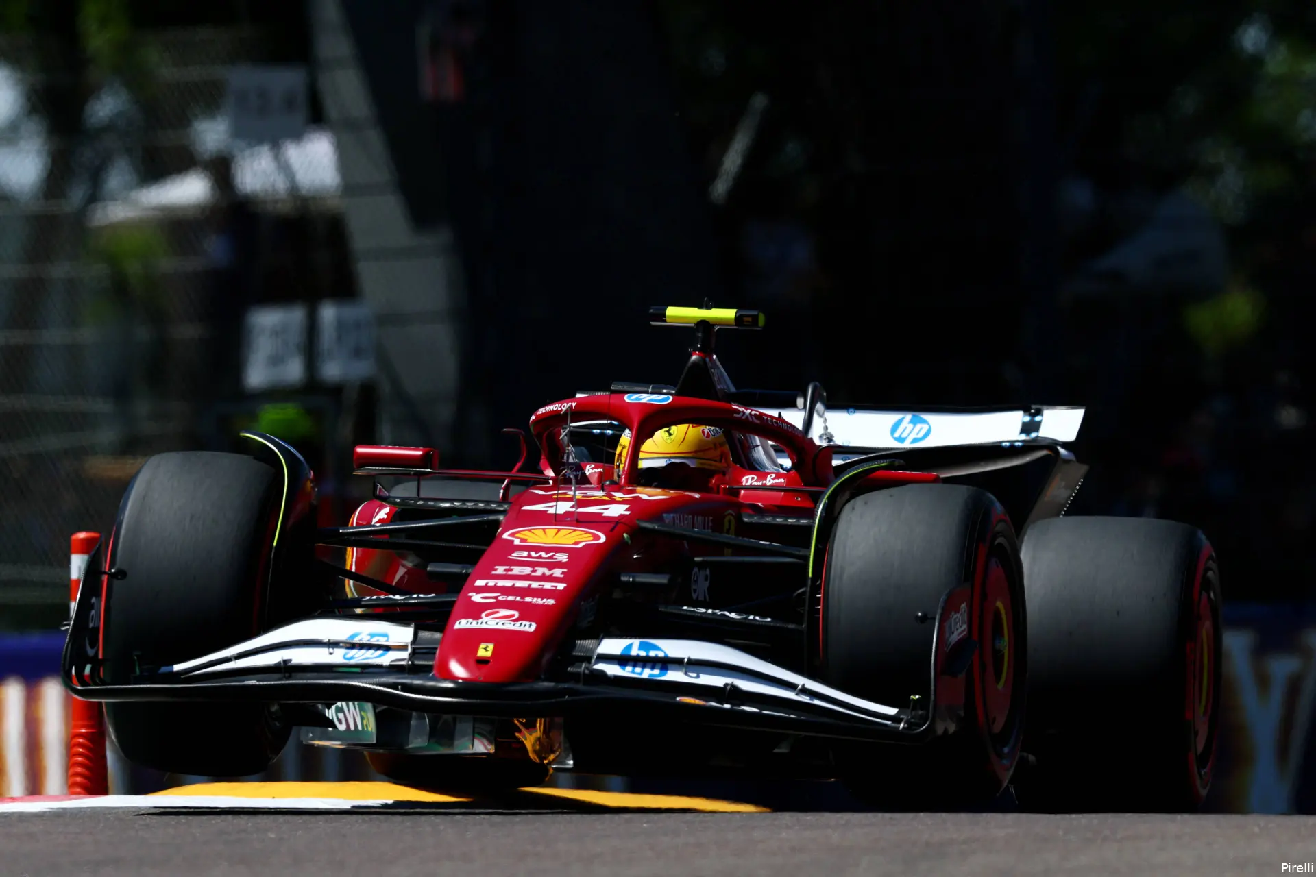 lewis hamilton ferrari 2025 emilia romagna vrijdag training