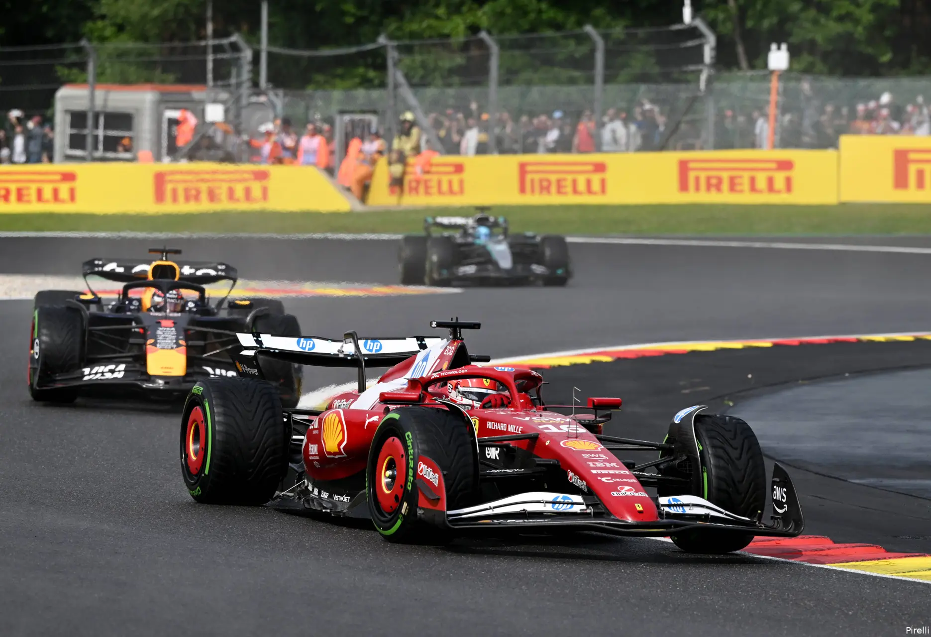 charles-leclerc-ferrari-belgie-racedag-2025-max-verstappen