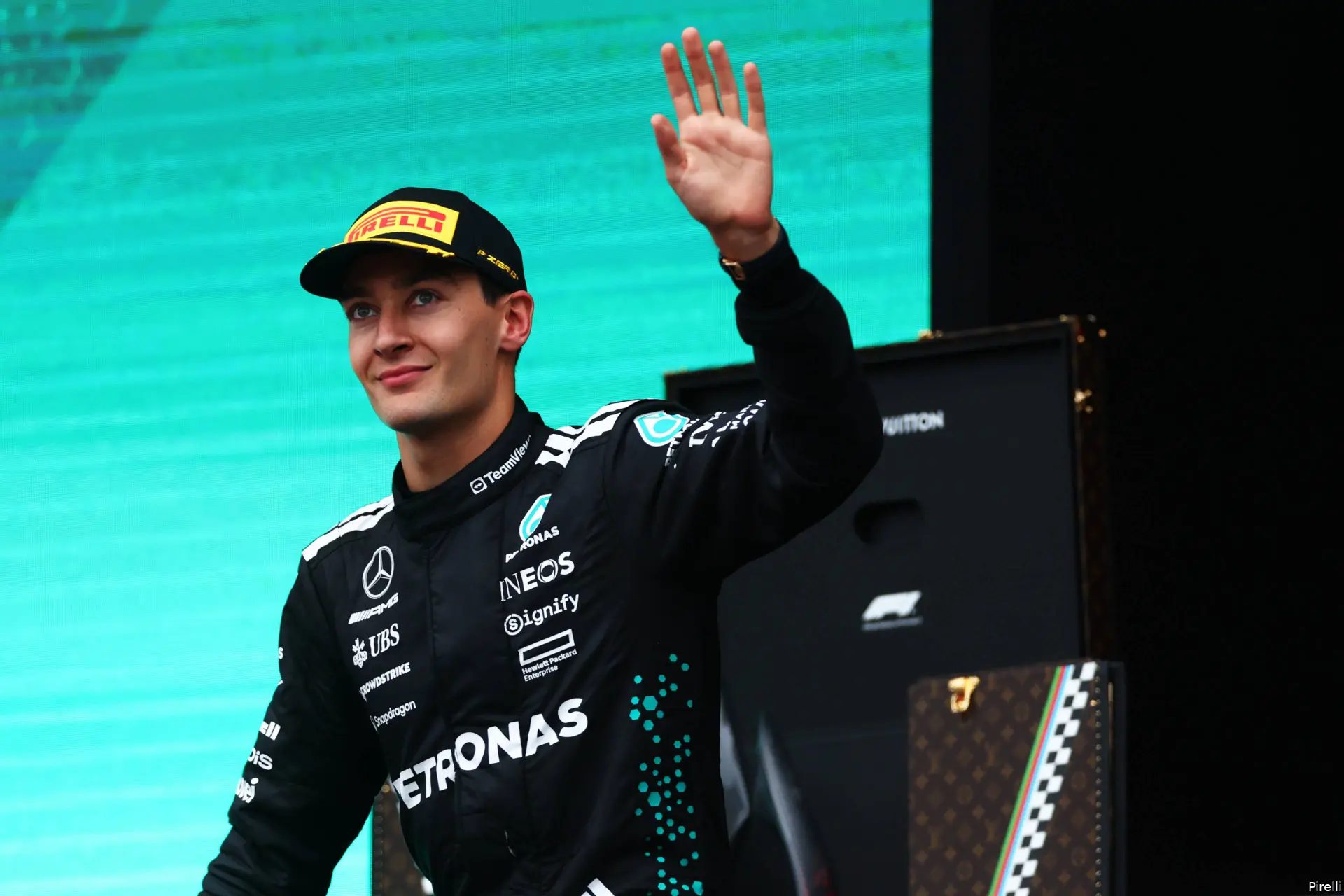 pirelli-george-russell-mercedes-gp-azerbeidzjan-2025-zondag