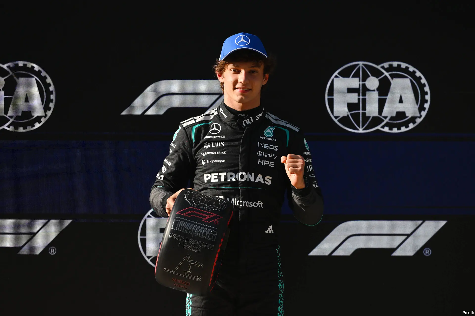 kimi-antonelli-poleposition-record-mercedes-41-saturday-shanghai-2026