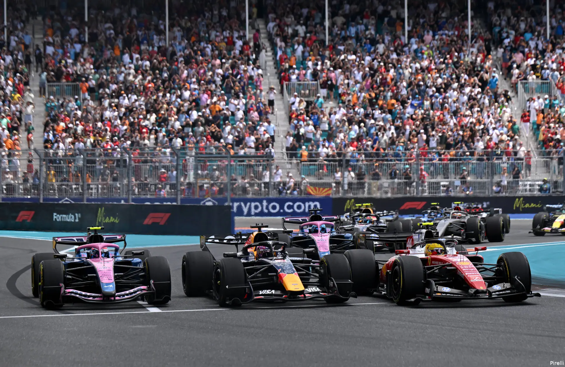 pirelli-max-verstappen-red-bull-racing-gp-miami-2026-zaterdag-lewis-hamilton-ferrari-alpine-franco-colapinto-pierre-gasly-2