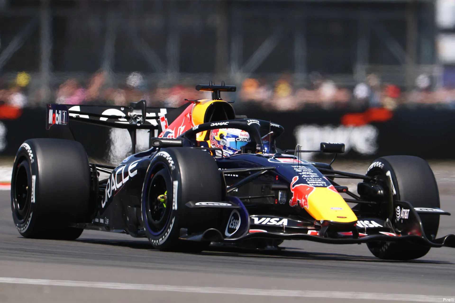 pirelli-red-bull-racing-max-verstappen-gp-groot-brittannie-2026-vrijdag